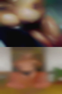 Nude woman couples sucking pussy.